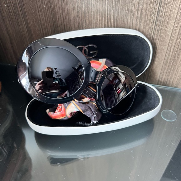 Oliver Goldsmith black round framed glasses - Picture 2 of 2